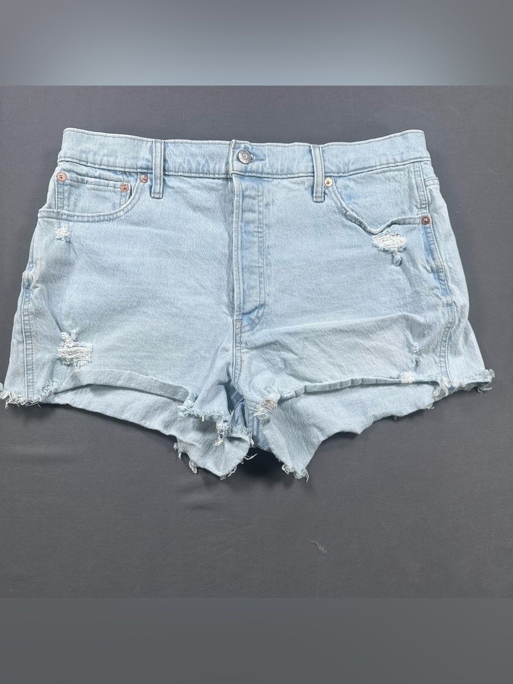 GAP 1969 Women’s 3" Denim Shorts, Light Wash High Rise Stretch, Size 33